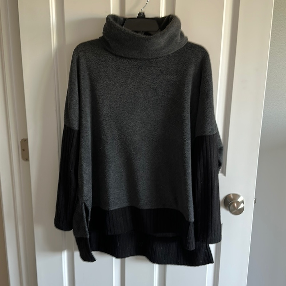 Oversized top by la miel M